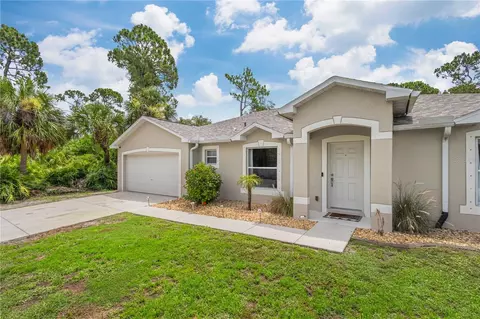 5272 Boxer St, North Port, FL 34288