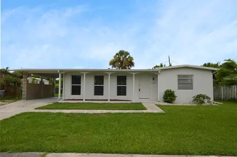 21051 Glendale Ave, Port Charlotte, FL 33952