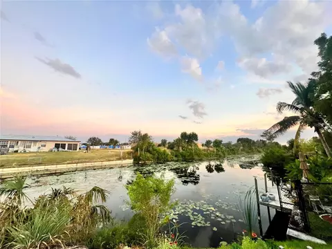 1815 NE 10th Ave, Cape Coral, FL 33909