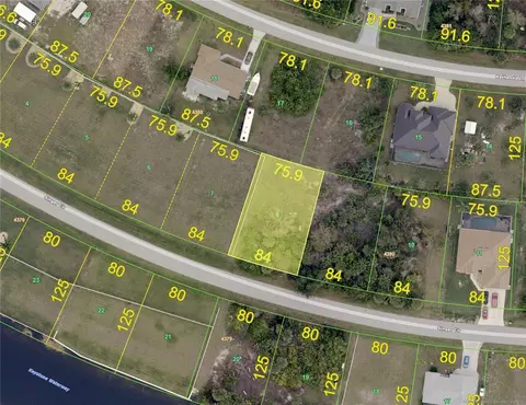 9605 Singer Cir, Port Charlotte, FL 33981