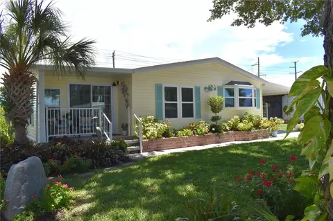 749 Tangerine Woods Blvd, Englewood, FL 34223