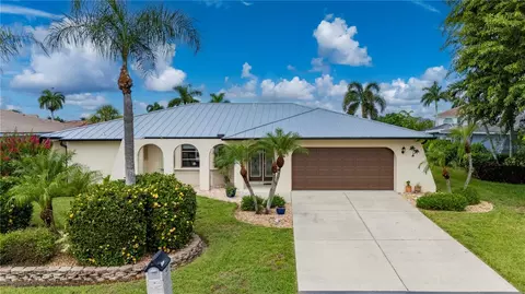 425 Caicos Dr, Punta Gorda, FL 33950