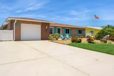 83 Rotonda Cir, Rotonda West, FL 33947