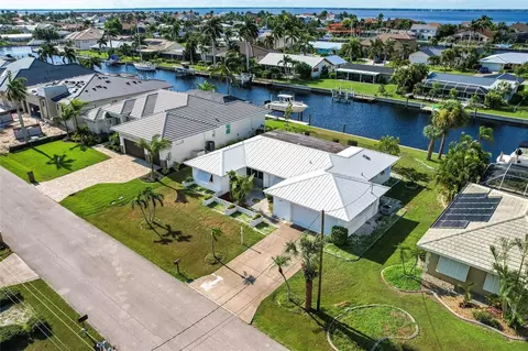 2164 Bayview Rd, Punta Gorda, FL 33950