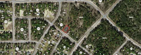 2739 W Castle Rd, Citrus Springs, FL 34433
