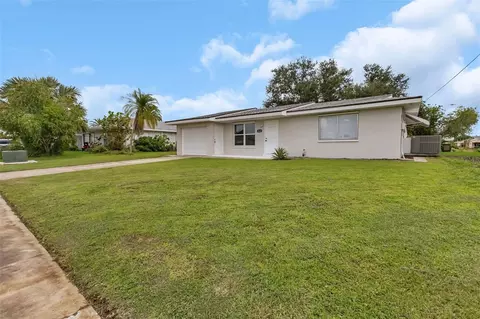 2448 Starlite Ln, Port Charlotte, FL 33952