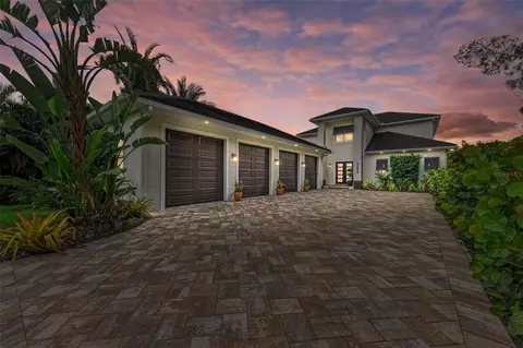 6452 Riverside Dr, Punta Gorda, FL 33982
