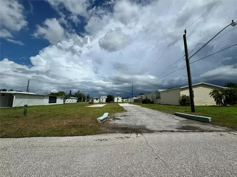 865 Calle Menuda, Englewood, FL 34224