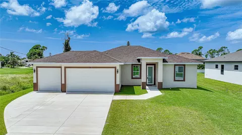 16 Tee View Rd, Rotonda West, FL 33947