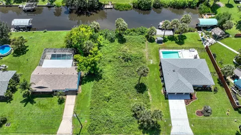 4200 Gingold St, Port Charlotte, FL 33948