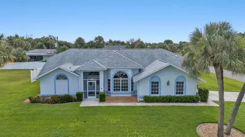 18415 Alphonse Cir, Port Charlotte, FL 33948