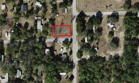 11648 N Riverbend Rd, Dunnellon, FL 34433