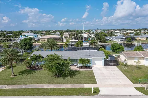 158 Severin Rd SE, Port Charlotte, FL 33952