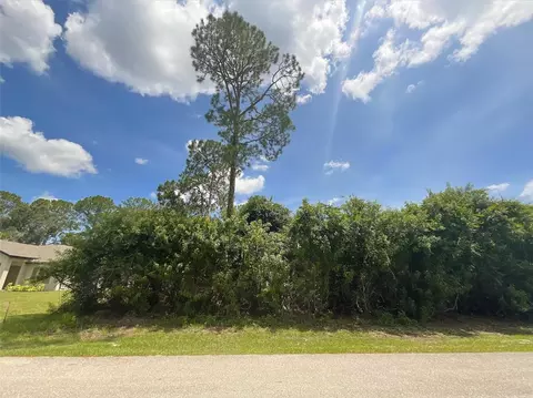 1530 Fitzgerald Rd, North Port, FL 34288