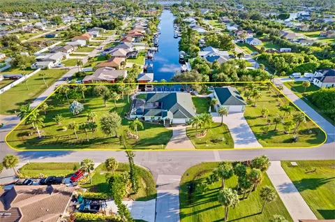 18605 Ackerman Ave, Port Charlotte, FL 33948