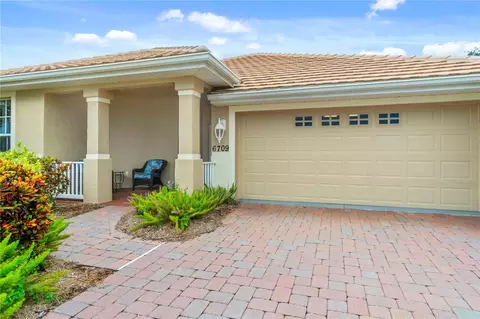 6709 Grand Cypress Blvd, North Port, FL 34287
