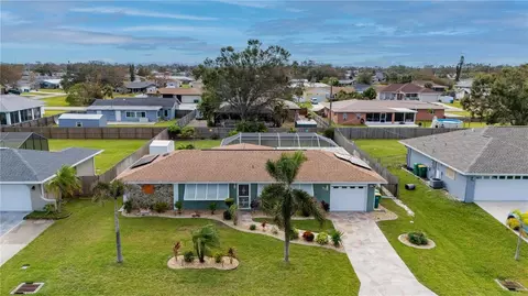 923 Fairfax Ter NW, Port Charlotte, FL 33948