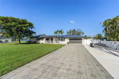 13868 River Forest Dr, Fort Myers, FL 33905