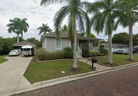 716 Palm Ave, Punta Gorda, FL 33950
