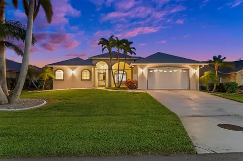 110 SE 40th St, Cape Coral, FL 33904