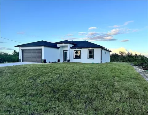 325 Paulcrest Ave, Lehigh Acres, FL 33974