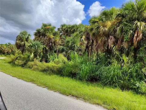 Raven Street, North Port, FL 34286