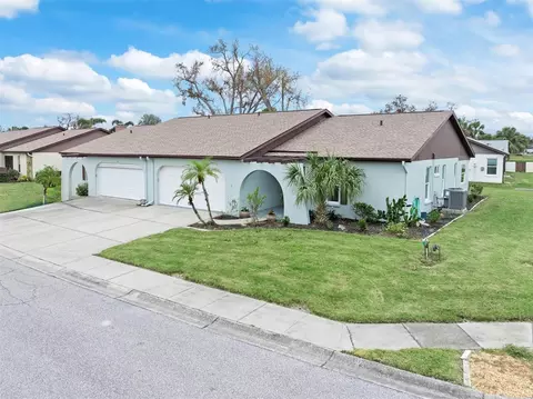 656 Linden Dr, Englewood, FL 34223