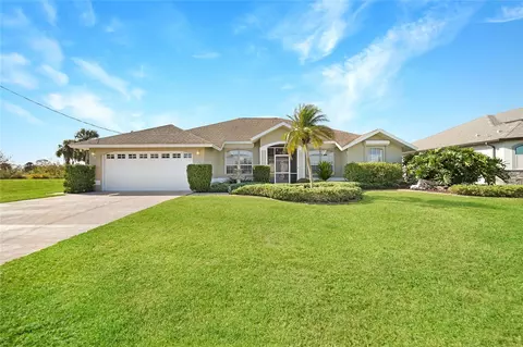 600 Rotonda Cir, Rotonda West, FL 33947