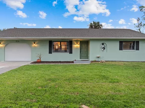 926 Hood Ave NW, Port Charlotte, FL 33948