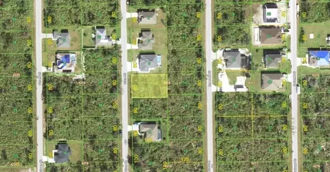 8202 Dion St, Port Charlotte, FL 33981