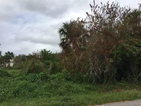 218 Seminole Blvd NW, Port Charlotte, FL 33952