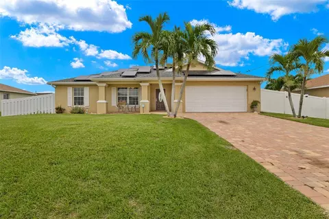 2115 SW 15th Ter, Cape Coral, FL 33991