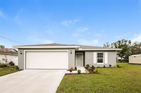 2419 Cincinnati St, North Port, FL 34286
