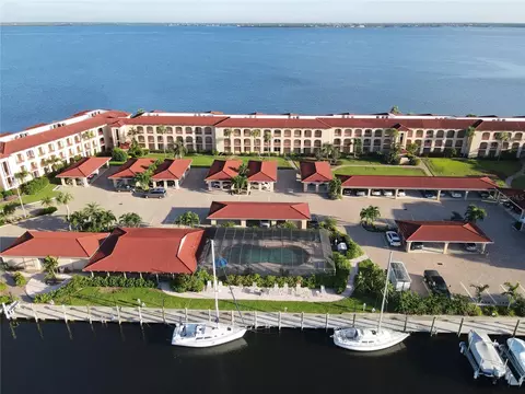 1 Colony Point Dr #B9, Punta Gorda, FL 33950