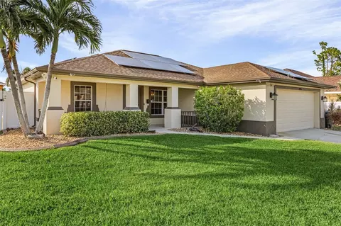 3216 NE 14th Ct, Cape Coral, FL 33909