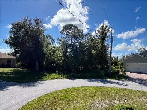 304 Oyahue St, Punta Gorda, FL 33983