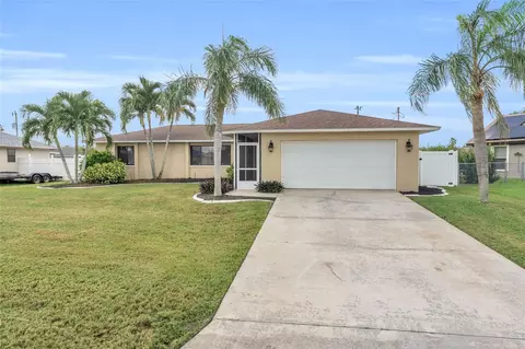 426 SW 43rd Ter, Cape Coral, FL 33914