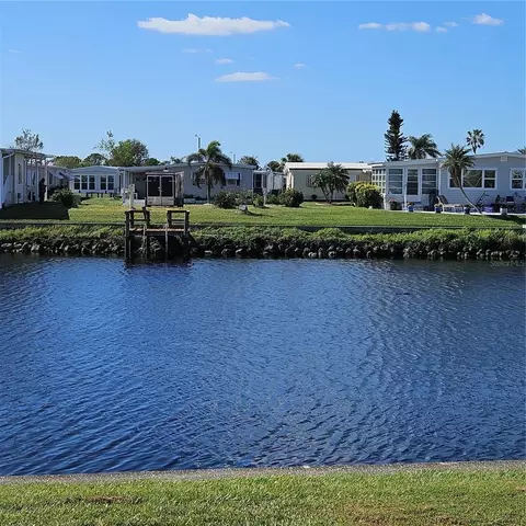 523 Tampico Dr, North Port, FL 34287