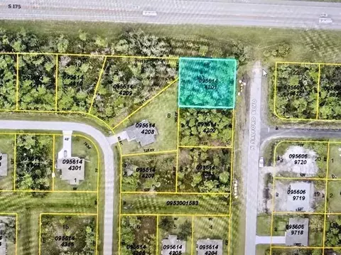N Salford Boulevard, North Port, FL 34286