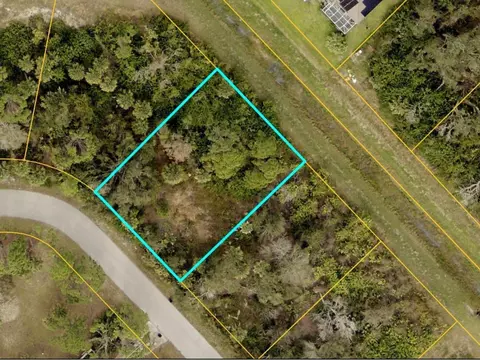 Glacier Avenue, North Port, FL 34291