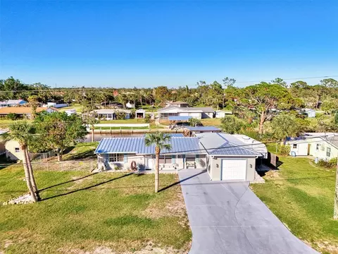 824 E 6th St, Englewood, FL 34223