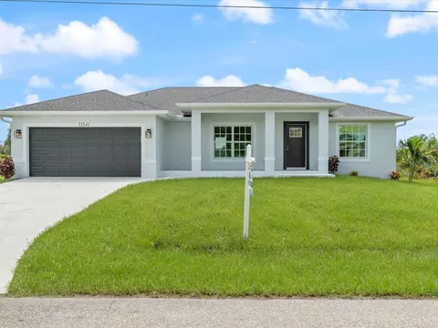 13541 Jeronimo Ln, Port Charlotte, FL 33981