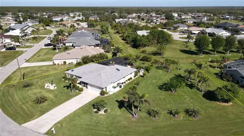 27415 Tierra Del Fuego Cir, Punta Gorda, FL 33983
