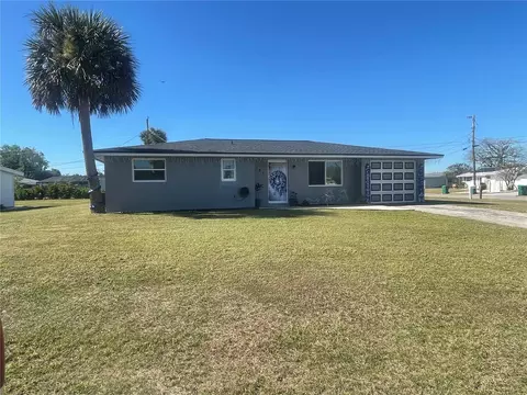 175 Francis Dr NE, Port Charlotte, FL 33952