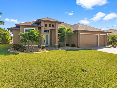 520 SE 16th Ter, Cape Coral, FL 33990