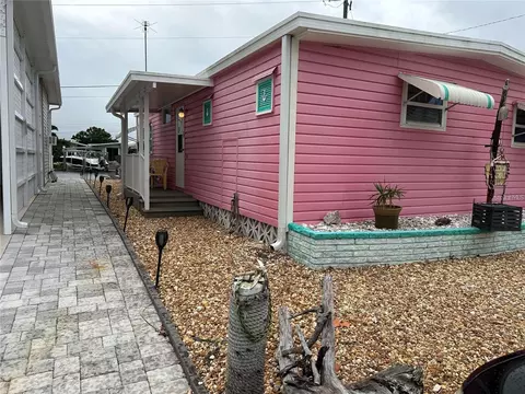 310 Bahama Dr, Palmetto, FL 34221