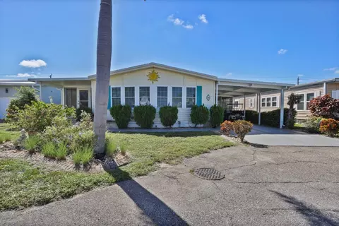 2100 Kings Hwy #706, Port Charlotte, FL 33980