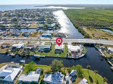 21062 Edgewater Dr, Port Charlotte, FL 33952