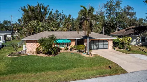 1058 Red Bay Ter NW, Port Charlotte, FL 33948