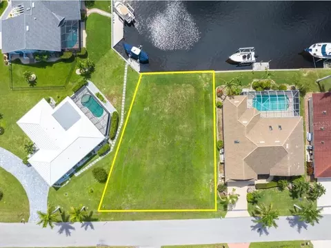 3806 Bermuda Ct, Punta Gorda, FL 33950